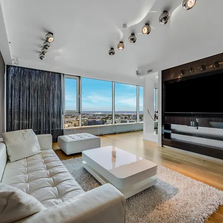 Апартаменты High-rise Panoram View Ultra Luxury *
